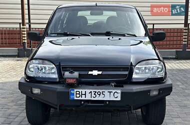 Внедорожник / Кроссовер Chevrolet Niva 2008 в 