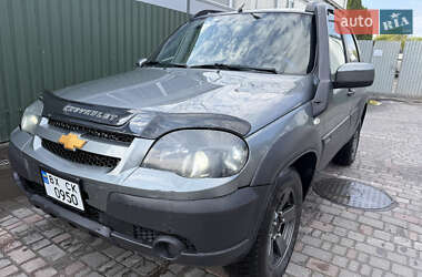 Внедорожник / Кроссовер Chevrolet Niva 2018 в Хмельницком