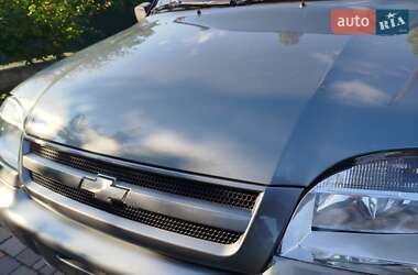 Внедорожник / Кроссовер Chevrolet Niva 2008 в 