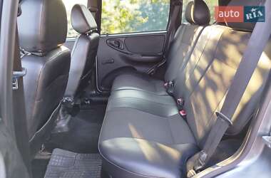 Внедорожник / Кроссовер Chevrolet Niva 2008 в 