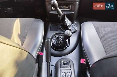 Внедорожник / Кроссовер Chevrolet Niva 2008 в 