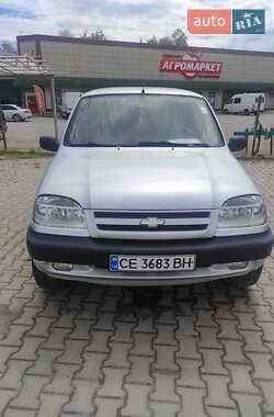 Позашляховик / Кросовер Chevrolet Niva 2005 в Зарожанах