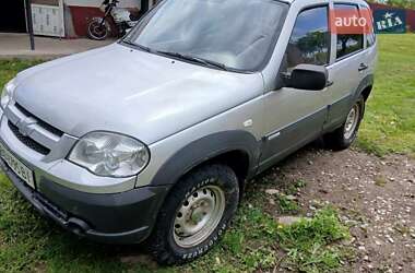 Позашляховик / Кросовер Chevrolet Niva 2011 в Тернополі