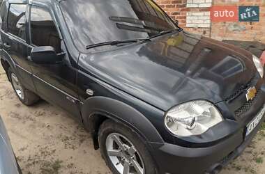 Внедорожник / Кроссовер Chevrolet Niva 2007 в 