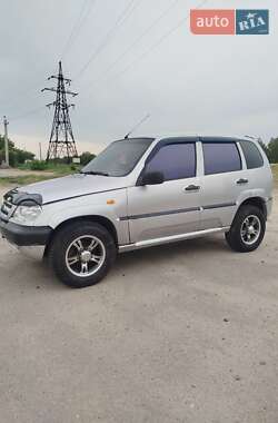 Позашляховик / Кросовер Chevrolet Niva 2006 в Харкові