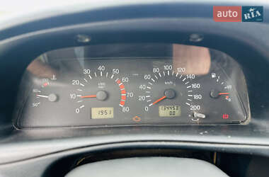 Внедорожник / Кроссовер Chevrolet Niva 2005 в Ромнах