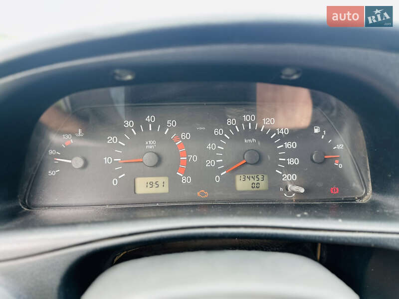 Позашляховик / Кросовер Chevrolet Niva 2005 в Ромнах