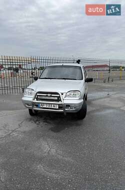 Позашляховик / Кросовер Chevrolet Niva 2008 в 