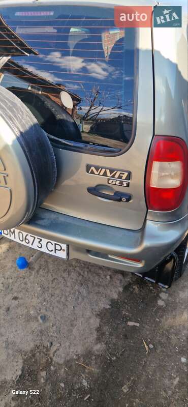 Внедорожник / Кроссовер Chevrolet Niva 2008 в Сумах