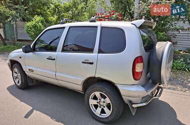 Внедорожник / Кроссовер Chevrolet Niva 2007 в Борисполе