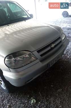 Позашляховик / Кросовер Chevrolet Niva 2008 в Кам'янському