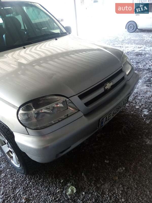 Chevrolet Niva 2008