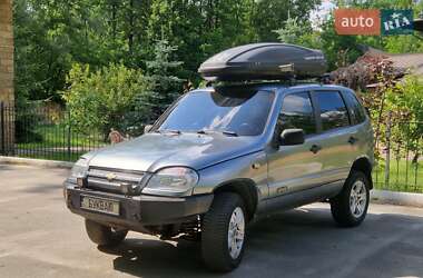 Внедорожник / Кроссовер Chevrolet Niva 2006 в Киеве