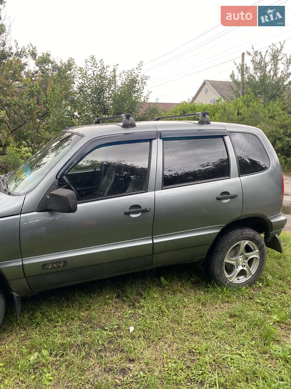 Внедорожник / Кроссовер Chevrolet Niva 2008 в Миргороде