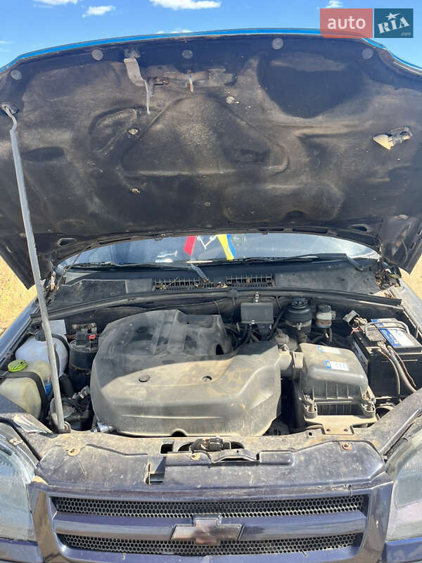 Позашляховик / Кросовер Chevrolet Niva 2004 в Чорноморському