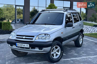 Внедорожник / Кроссовер Chevrolet Niva 2008 в Ужгороде