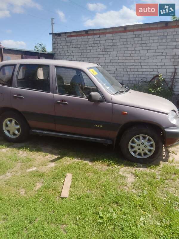 Chevrolet Niva 2005