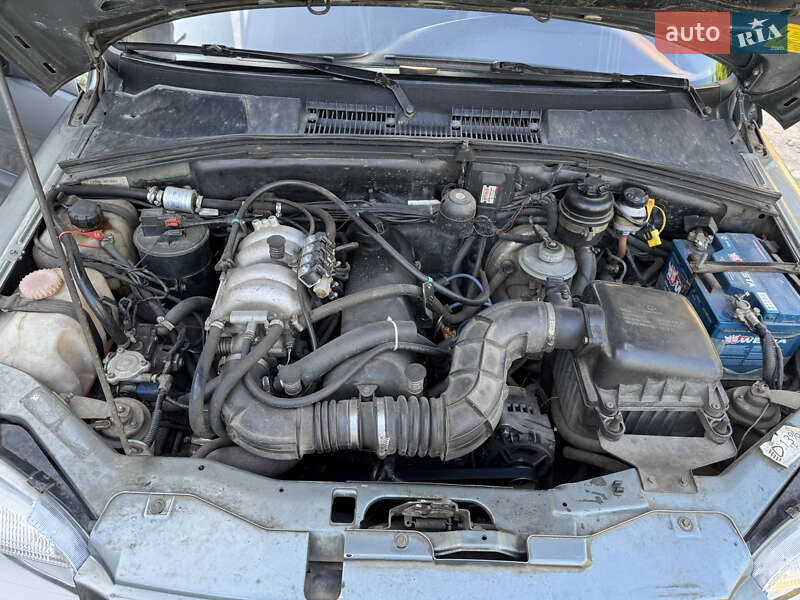 Позашляховик / Кросовер Chevrolet Niva 2007 в Шостці