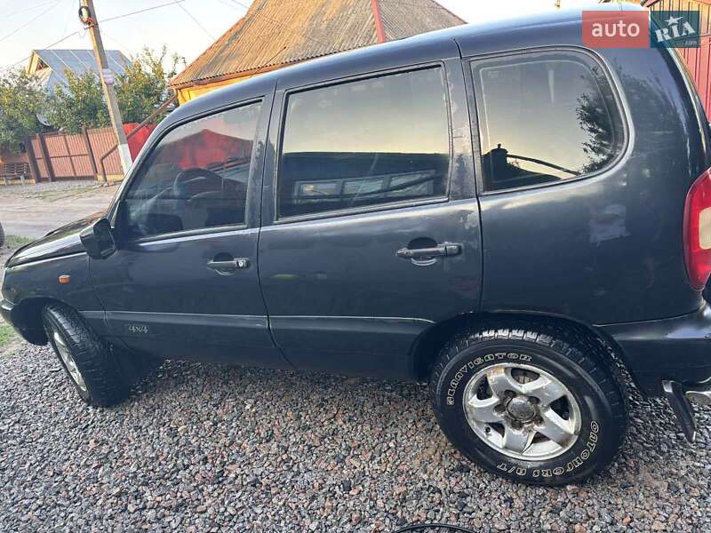 Внедорожник / Кроссовер Chevrolet Niva 2007 в Тростянце фото 3 Внедорожник / Кроссовер Chevrolet Niva 2007 в Тростянце