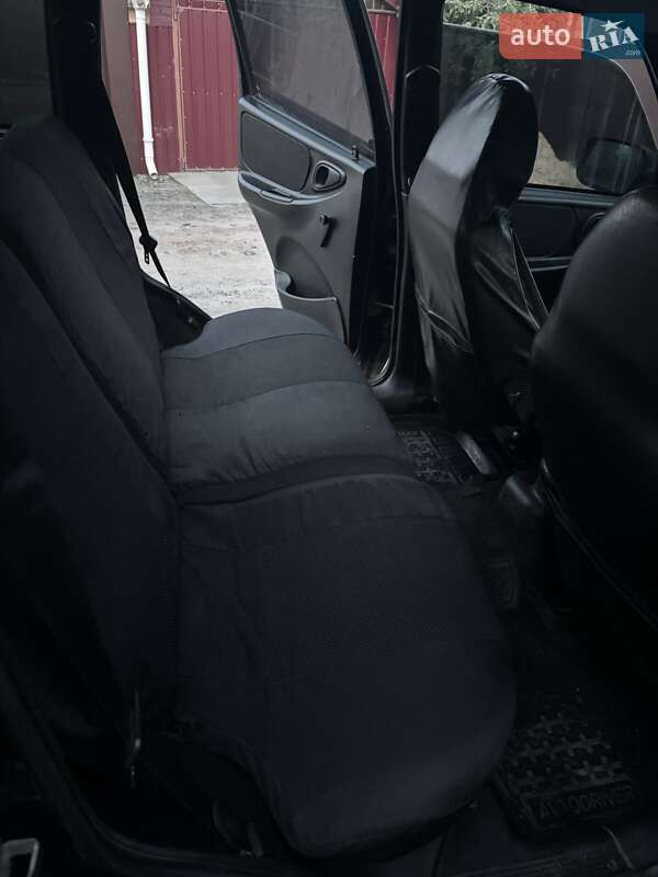 Внедорожник / Кроссовер Chevrolet Niva 2007 в Тростянце фото 7 Внедорожник / Кроссовер Chevrolet Niva 2007 в Тростянце