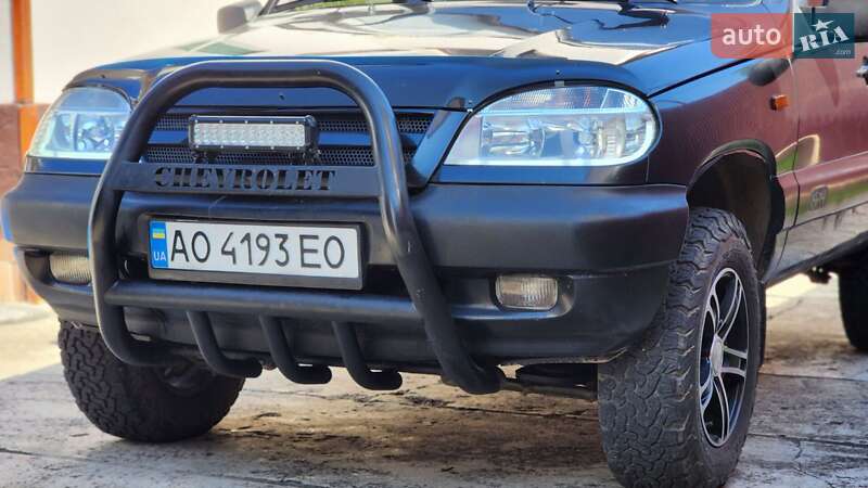 Позашляховик / Кросовер Chevrolet Niva 2008 в Чопі