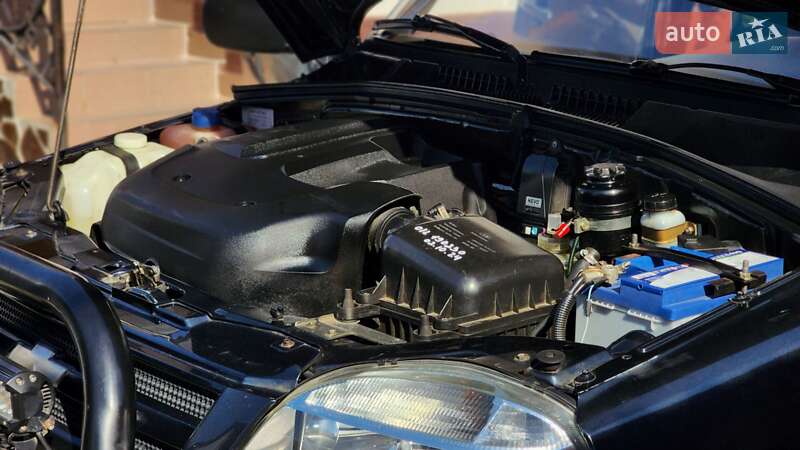 Позашляховик / Кросовер Chevrolet Niva 2008 в Чопі