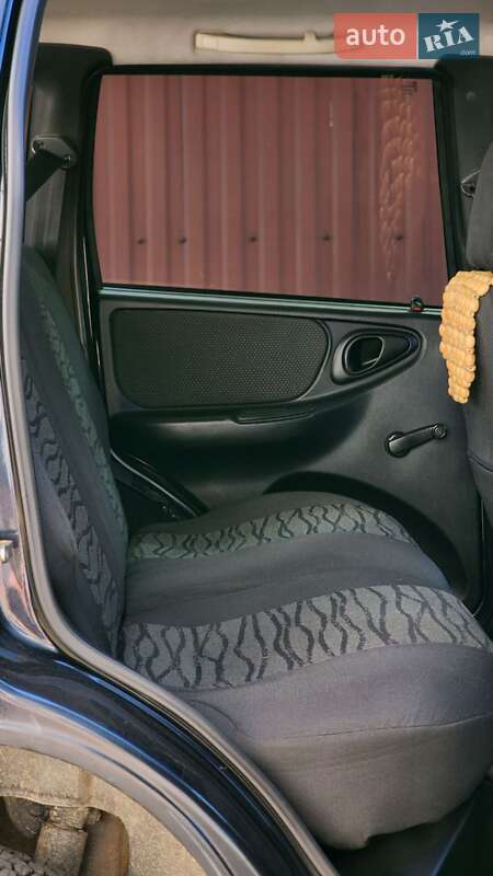 Позашляховик / Кросовер Chevrolet Niva 2008 в Чопі