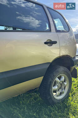 Внедорожник / Кроссовер Chevrolet Niva 2004 в  фото 9 Внедорожник / Кроссовер Chevrolet Niva 2004 в