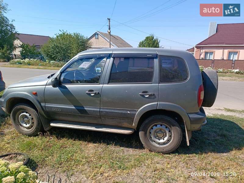 Позашляховик / Кросовер Chevrolet Niva 2006 в Томаківці