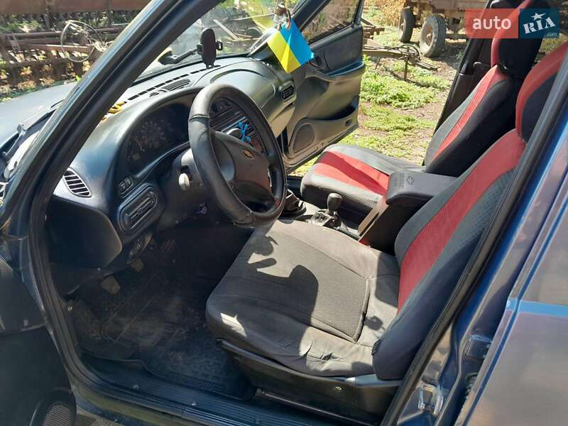 Позашляховик / Кросовер Chevrolet Niva 2008 в Голованівську