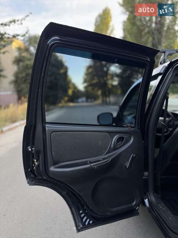 Внедорожник / Кроссовер Chevrolet Niva 2007 в Шостке фото 11 Внедорожник / Кроссовер Chevrolet Niva 2007 в Шостке