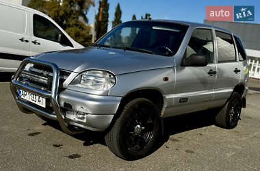 Внедорожник / Кроссовер Chevrolet Niva 2008 в 
