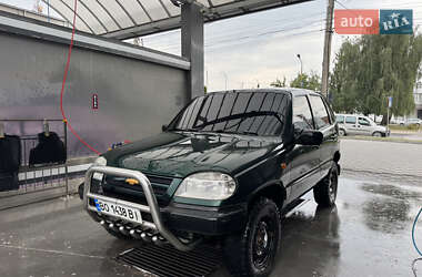 Позашляховик / Кросовер Chevrolet Niva 2004 в Хмельницькому