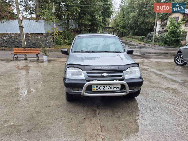 Позашляховик / Кросовер Chevrolet Niva 2007 в Бориславі