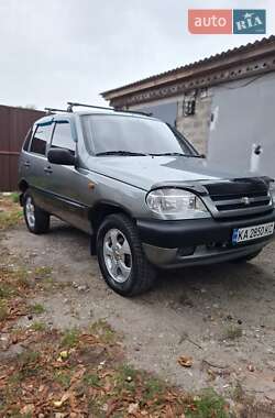 Позашляховик / Кросовер Chevrolet Niva 2006 в Києві