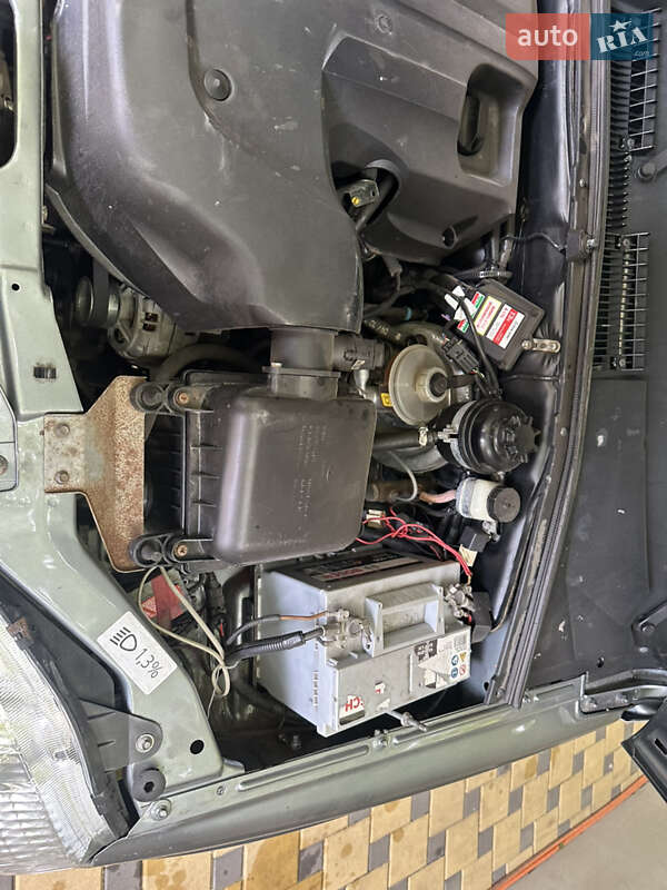 Позашляховик / Кросовер Chevrolet Niva 2010 в Запоріжжі