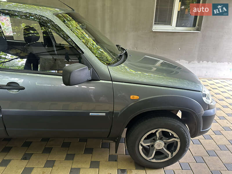 Chevrolet Niva 2010 Chevrolet Niva 2010