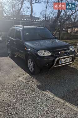 Позашляховик / Кросовер Chevrolet Niva 2010 в Олександрії