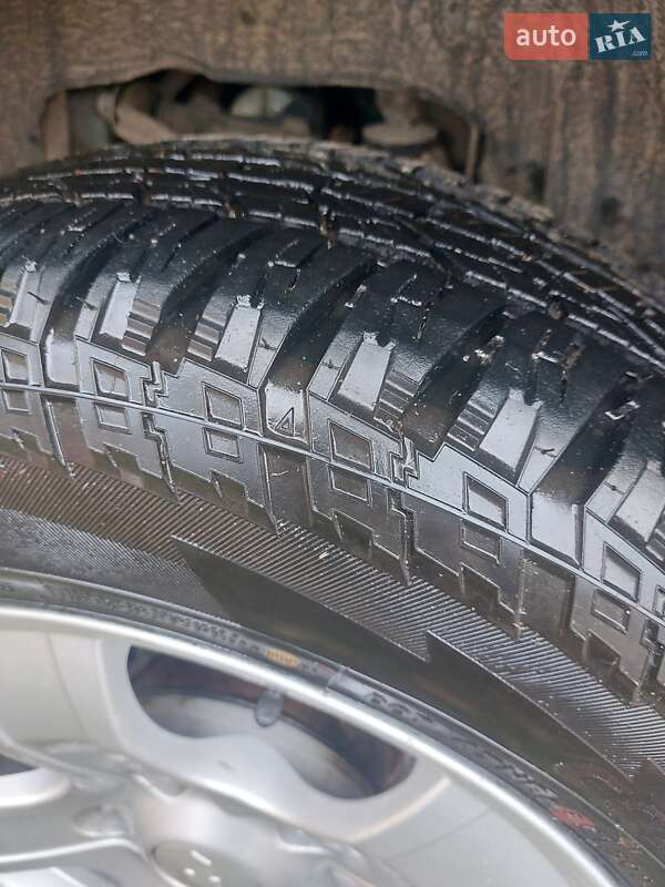 Позашляховик / Кросовер Chevrolet Niva 2011 в Шостці