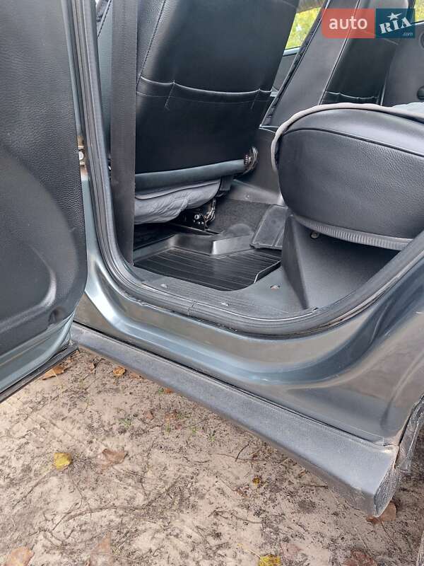 Позашляховик / Кросовер Chevrolet Niva 2011 в Шостці