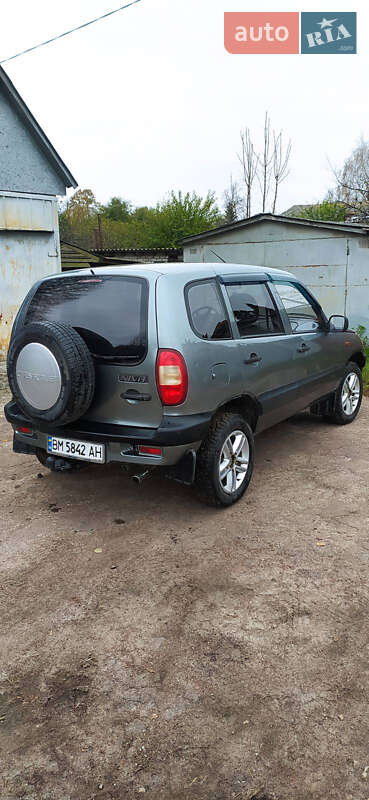 Внедорожник / Кроссовер Chevrolet Niva 2006 в Кролевце