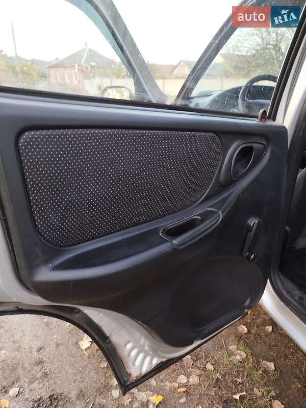 Внедорожник / Кроссовер Chevrolet Niva 2007 в Харькове фото 15 Внедорожник / Кроссовер Chevrolet Niva 2007 в Харькове