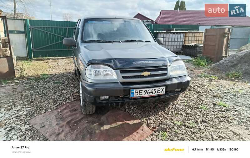 Позашляховик / Кросовер Chevrolet Niva 2004 в Миргороді