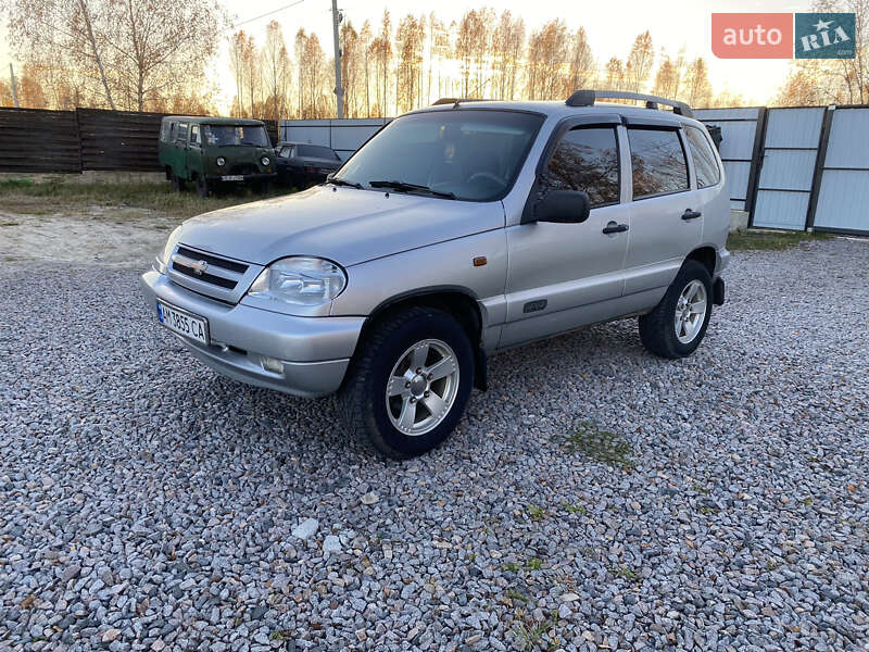 Chevrolet Niva 2008