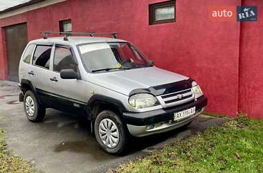 Позашляховик / Кросовер Chevrolet Niva 2005 в Харкові