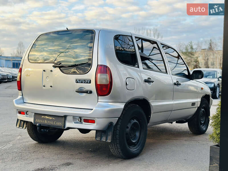 Внедорожник / Кроссовер Chevrolet Niva 2008 в Харькове
