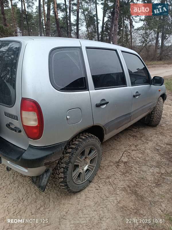 Внедорожник / Кроссовер Chevrolet Niva 2008 в Десне фото 11 Внедорожник / Кроссовер Chevrolet Niva 2008 в Десне