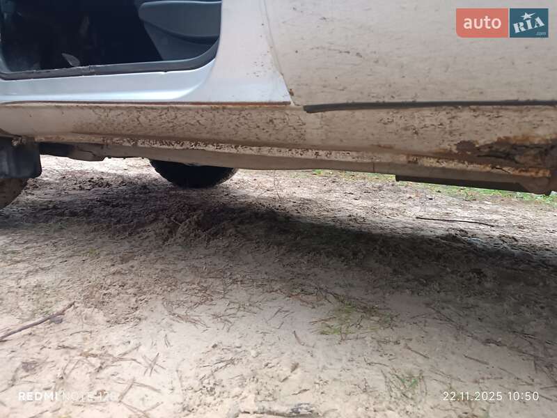 Внедорожник / Кроссовер Chevrolet Niva 2008 в Десне фото 19 Внедорожник / Кроссовер Chevrolet Niva 2008 в Десне