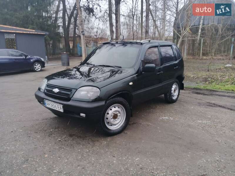 Позашляховик / Кросовер Chevrolet Niva 2005 в Народичах