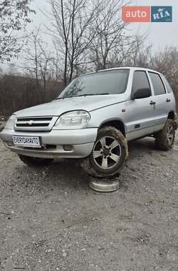 Внедорожник / Кроссовер Chevrolet Niva 2008 в Днепре